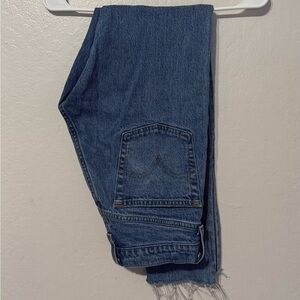 Classic Blue Levi’s 501 Skinny Denim Jeans